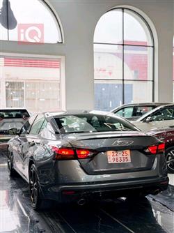 نیسان ئەلتیما